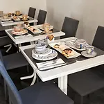 住宿加早餐酒店 La Chiave 3*